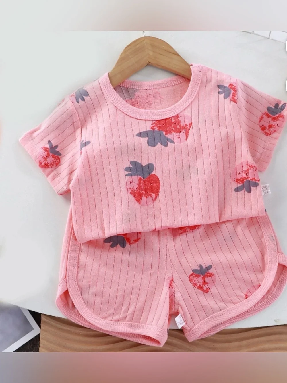NWT 2T Pink Strawberry Print Ribbed Short Set